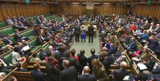 英国大选出口民调显示保守党大胜 约翰逊这次赌赢了? 英国大选出口民调显示保守党大胜 约翰逊这次赌赢了?