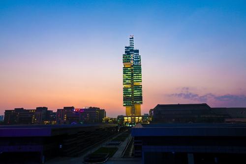 中天金融总部：201大厦