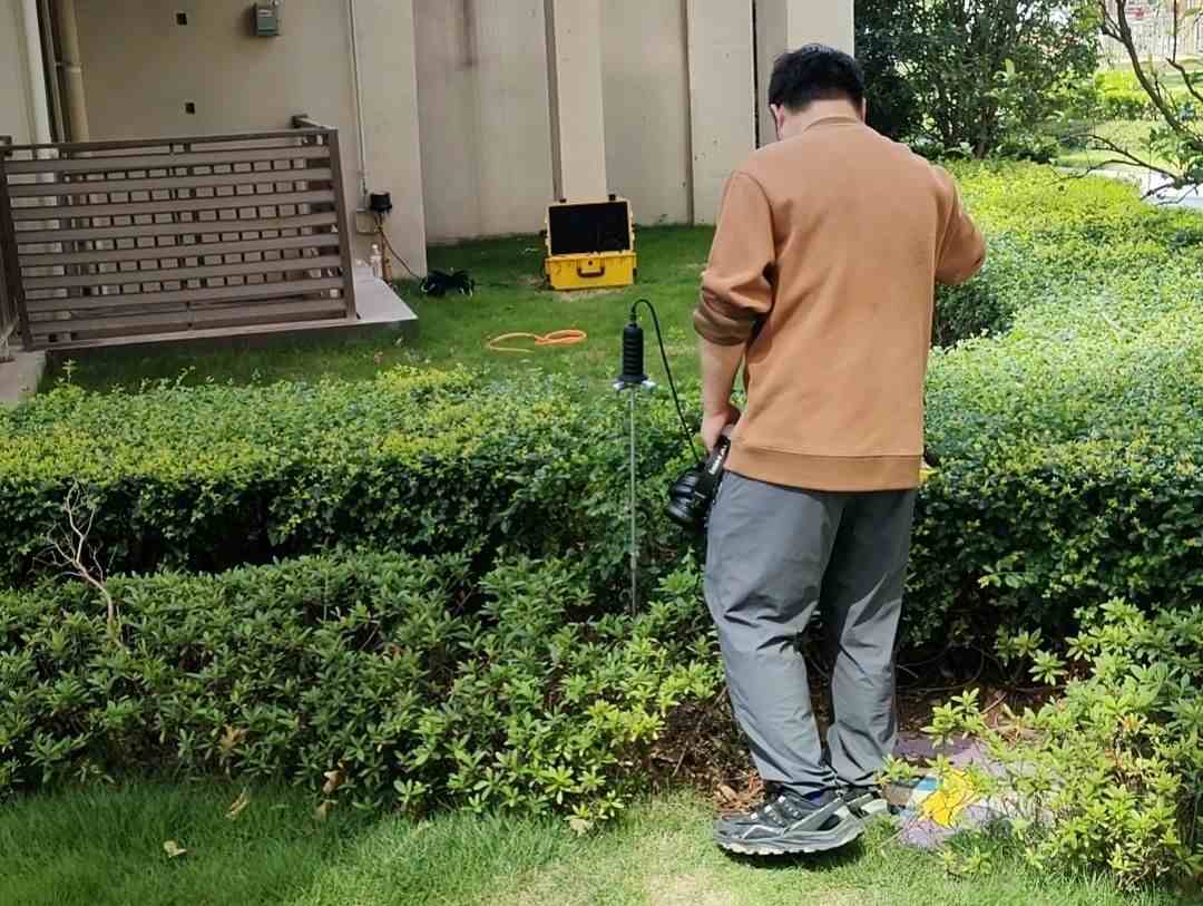 管暢科技，管線定位，燃?xì)夤芫€定位儀，定位儀，探測(cè)儀