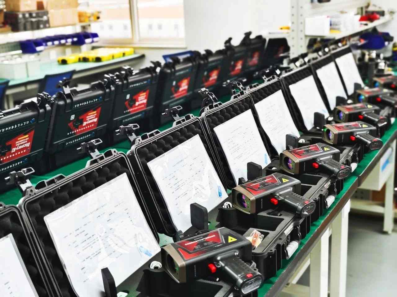 管暢科技，管線定位，燃?xì)夤芫€定位儀，定位儀，探測(cè)儀