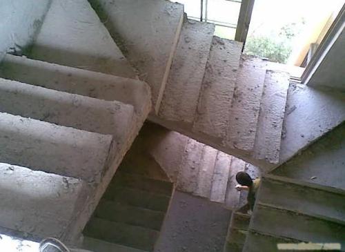 楼梯加固方法