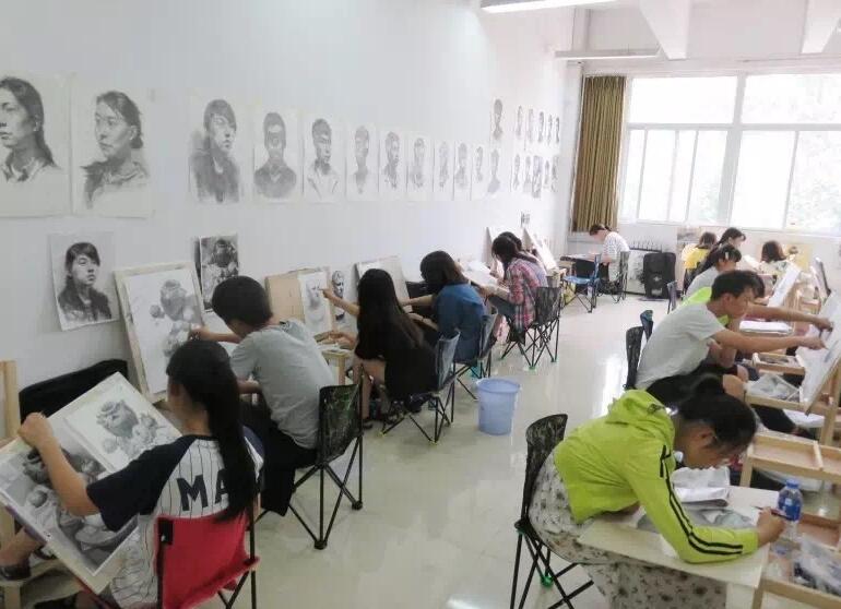 襄阳艺海扬帆美术培训