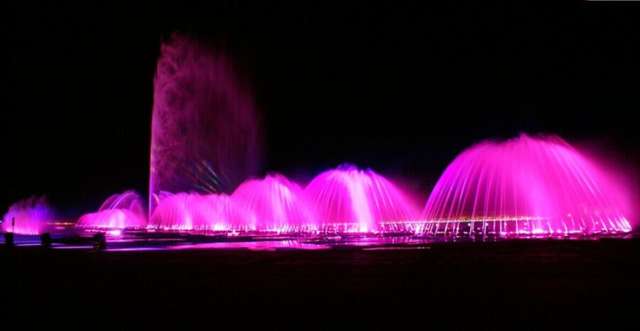 河南喷泉水景照明的设计要点及常用灯具