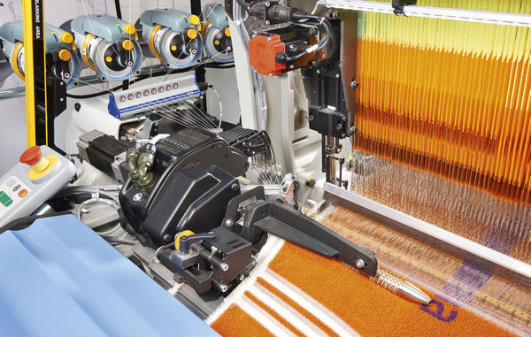 我們在進行河南劍桿織機配件的保養過程中需要注意什么？