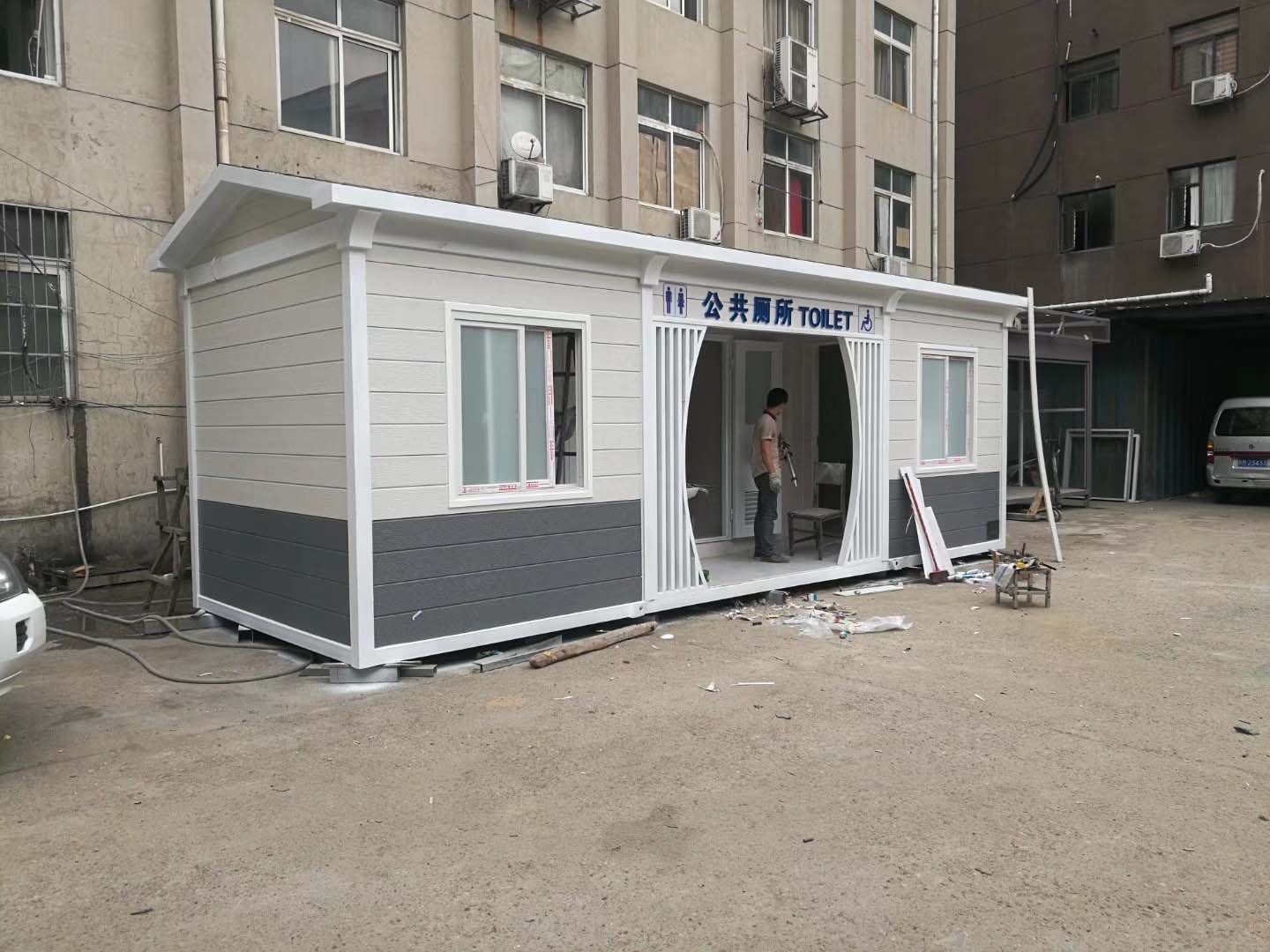 西安市未央区小区公共厕所制作完毕