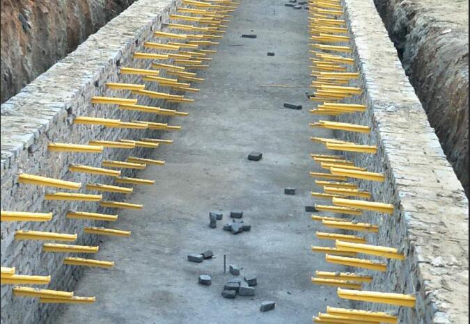 武汉市政路桥有限公司-螺钉式电缆支架