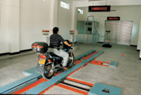 二輪摩托車檢測設備