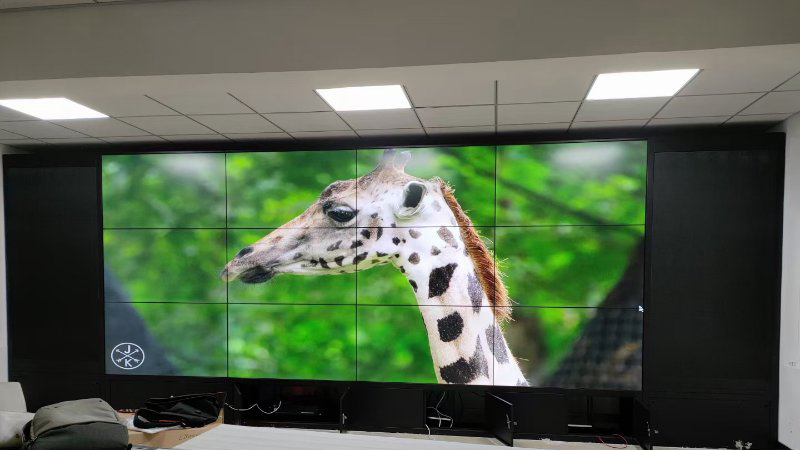 高品质LCD显示屏与普通屏设计区别