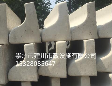 成都路沿石养护方法