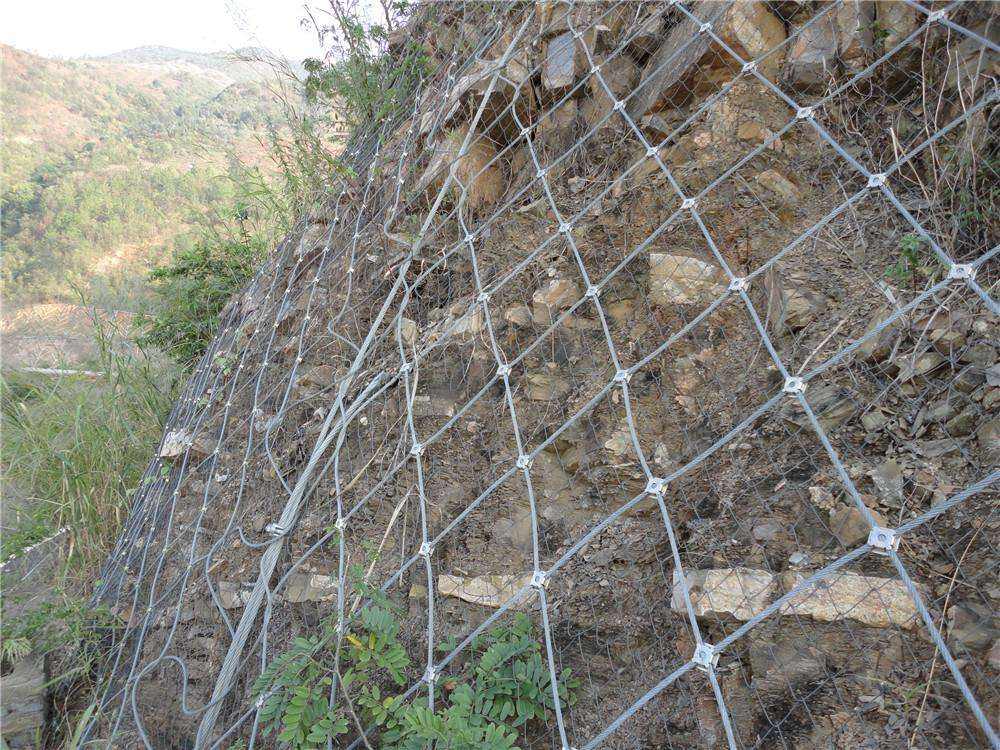 四川主动防护网在保护山体的过程中起到的具体作用