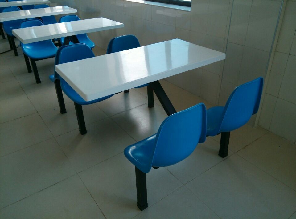 四川玻璃钢餐桌