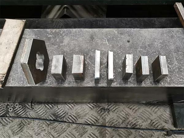 不锈钢、碳钢 哪种金属比较适合用激光切割机？