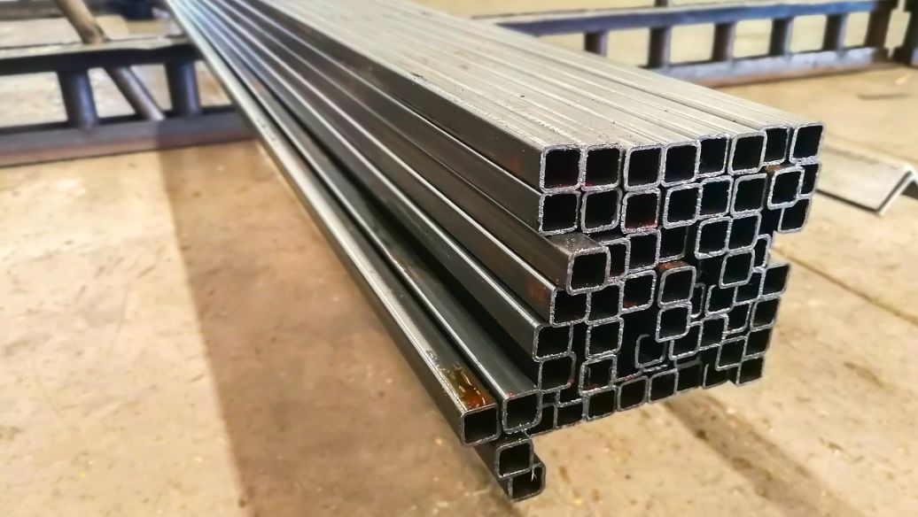 钢结构隔层槽钢施工方案