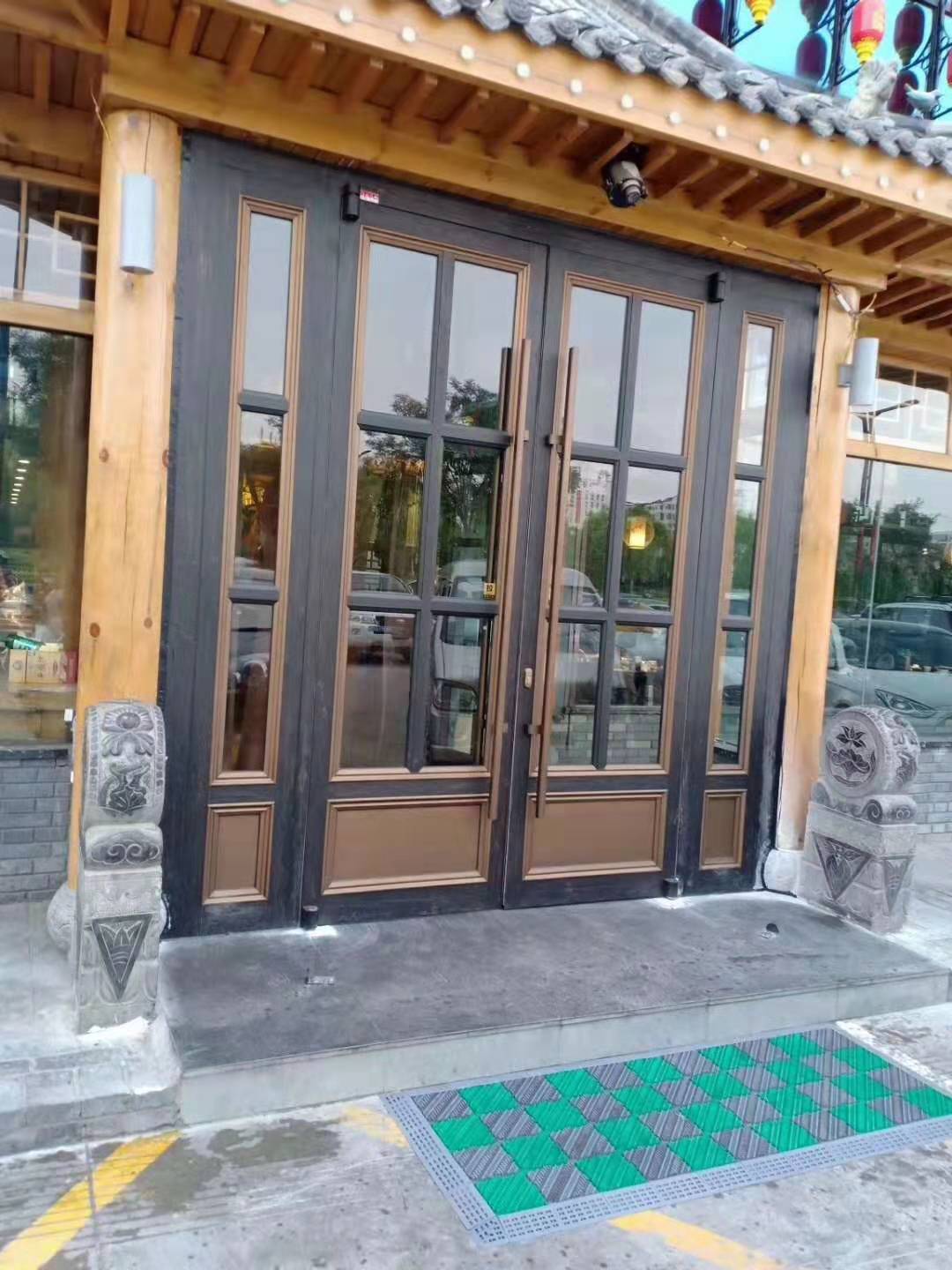 多功能鋁藝格子門窗實裝