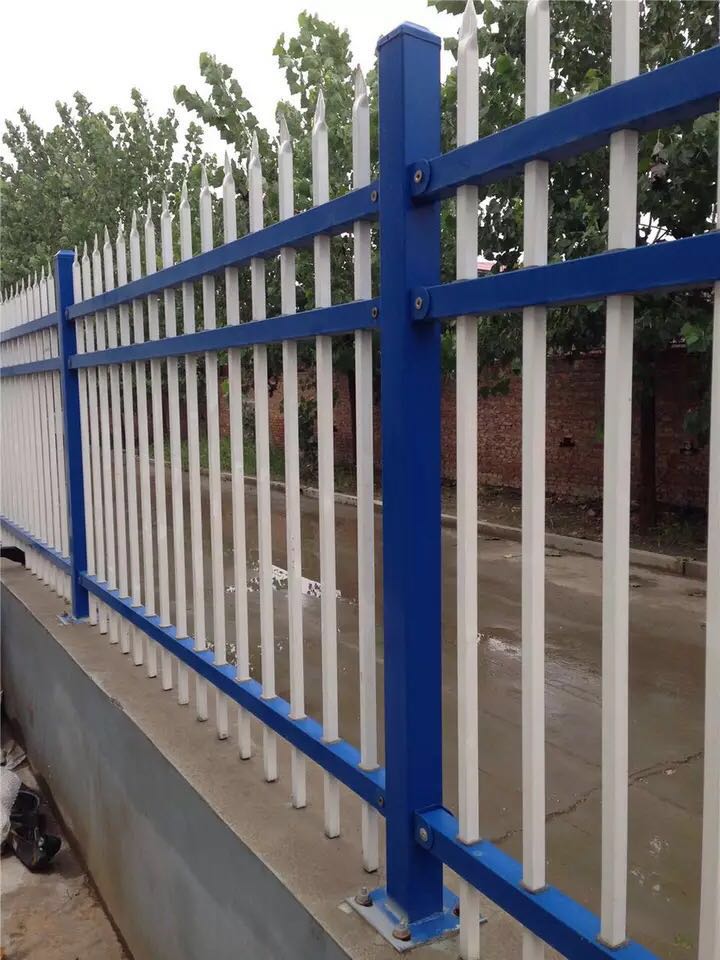 锌钢围栏的选购价格_工厂批发安装设计围栏费用