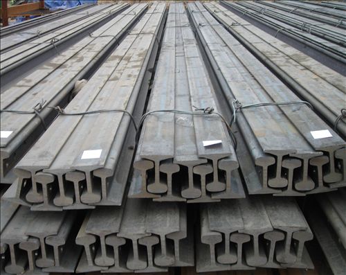 成都轨道钢在钢结构厂房安装时的注意事项