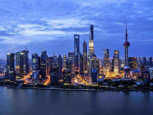 中国坚定不移扩大开放 持续深化与各国的合作共赢