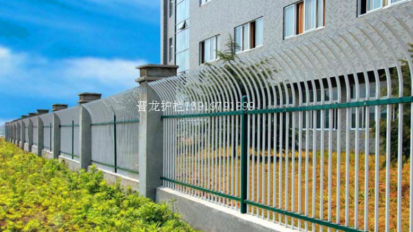 锌钢防护栏的使用维护及其它的使用年限你都清楚吗！