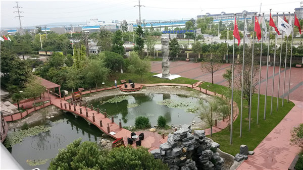 如果想要我們的市政綠化工程保持更長時間，要做好的養護措施有哪些