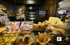 《明档设计：餐饮增值的视觉艺术与实用指南》