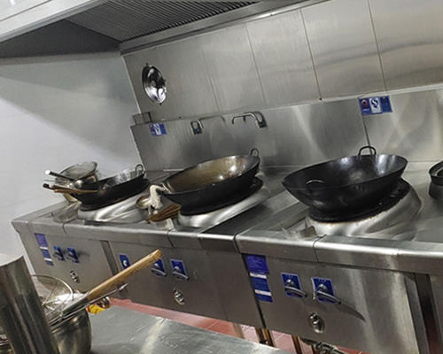 使用不锈钢厨房设备时有哪些误区，该如何保养呢