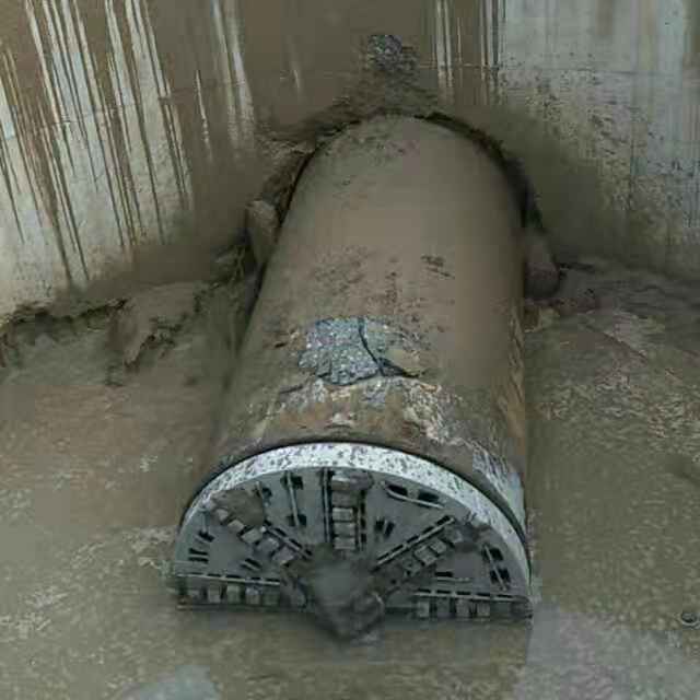 泥水平衡頂管出洞管道工程施工