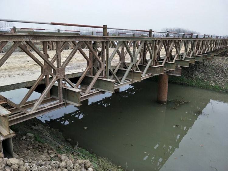 四川钢便桥安拆需要哪些东西来连接？