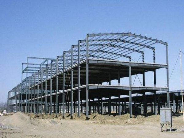 修建多層鋼結構廠房能夠節約什么資源？