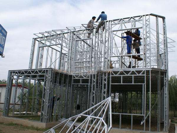 鋼結構廠房支吊架適用范圍及安裝特點