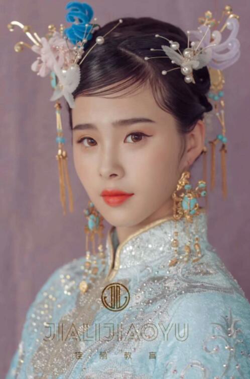 兰州化妆培训学校