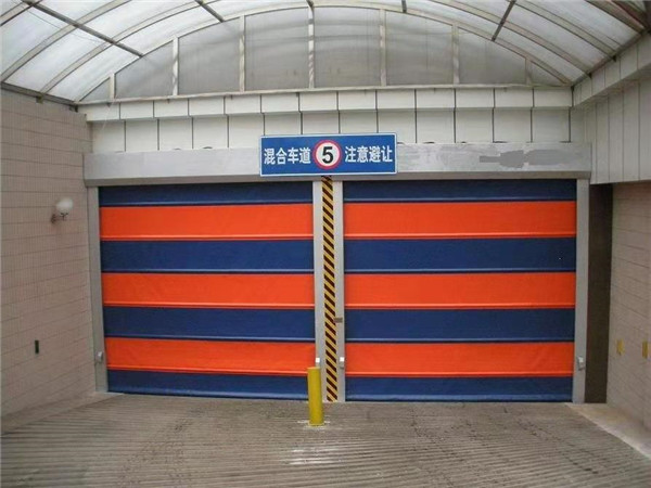  榆林車庫快速提升保溫門