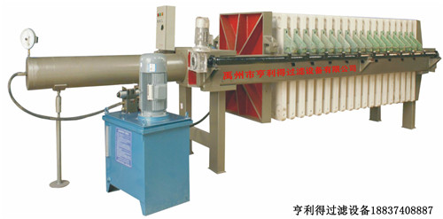 液壓一次性自動拉開壓濾機