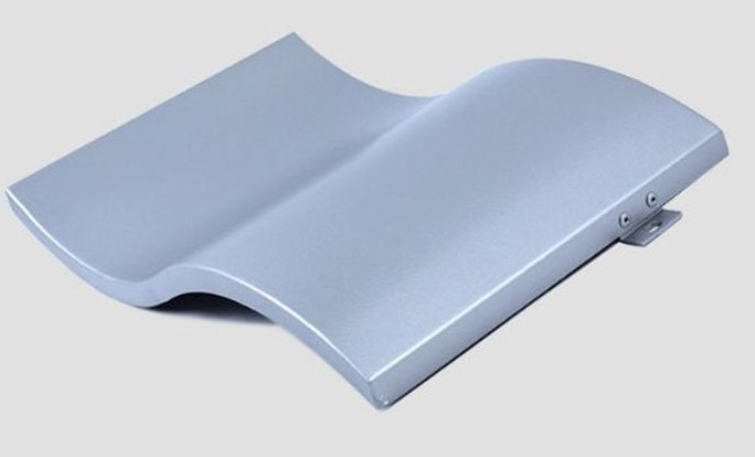 鋁單板為何要使用氟碳涂料作為產品的主要涂層?