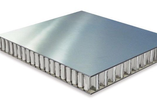 分析為何要選擇大廠家生產的鋁蜂窩板?