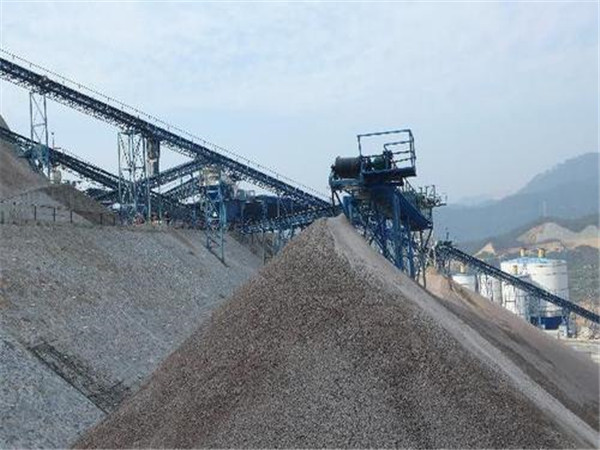 砂石市場暴利，環保阿拉善沙石料加工廠成流行
