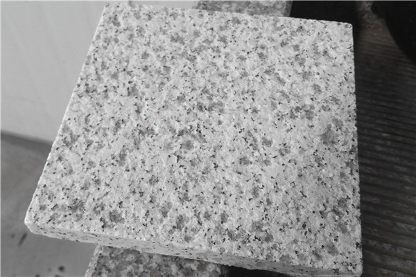 常用的阿拉善花崗巖石材及鋪貼方法