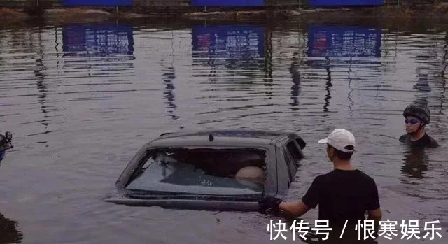 汽車落水后，為啥沒人能逃出來交警方法很簡單，但沒人肯學