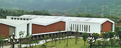 四川宜宾西华大学实训厂房 铝镁锰金属屋面项目