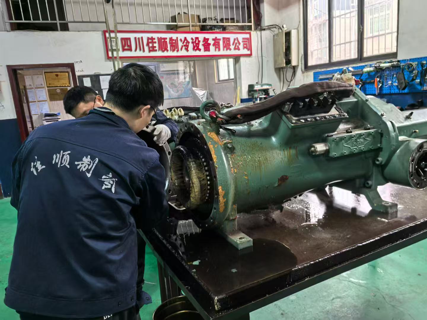 比泽尔螺杆机维修