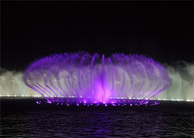 武汉人工湖音乐喷泉