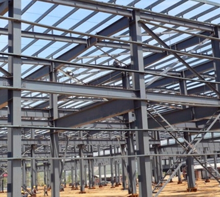 钢结构厂房构件链接节点及柱脚设计要点