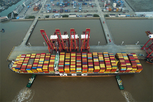 成都港区集装箱码头举行“绿色环保”主题宣传活动