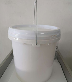 塑料桶中空吹塑工艺流程图