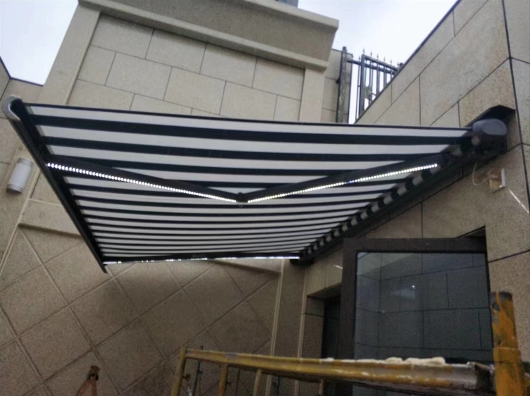 西安市区新建遮阳棚工程启动