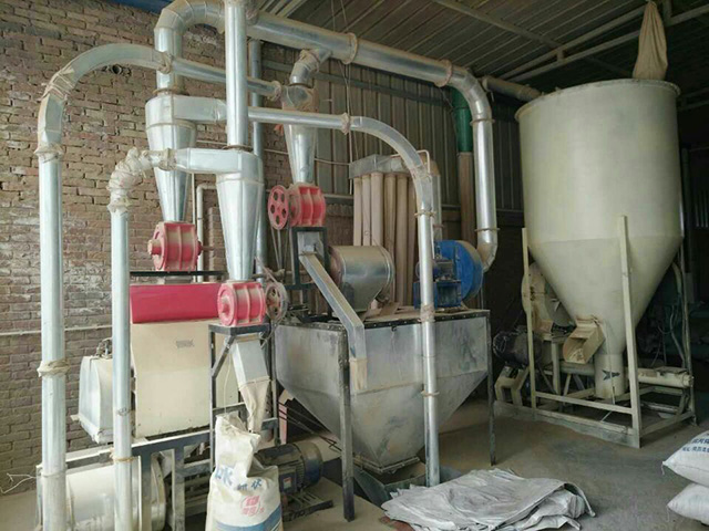 渭南磨粉机厂家解析面粉磨粉机主要组成部分