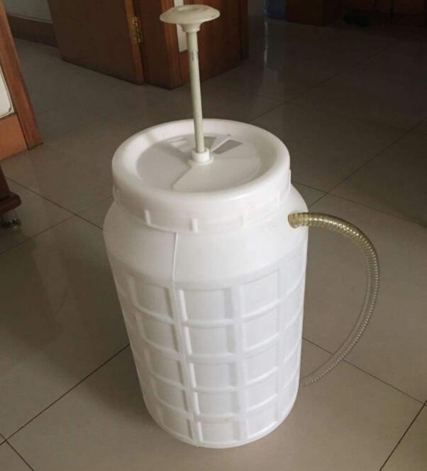 高压冲厕水桶
