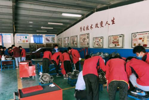 甘肃陇原技工学校汽修专业培训中对汽车维修的几个好方法