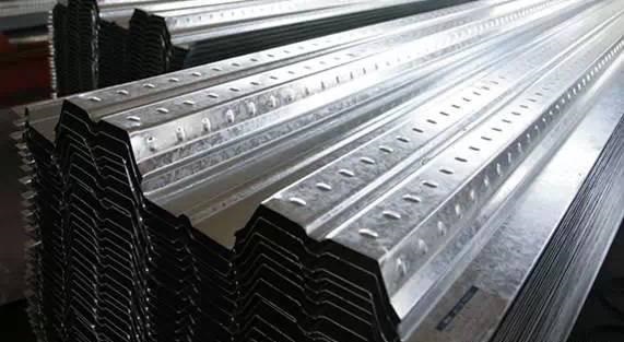 对于钢结构的型钢有几种，分别有什么特性，新疆槽钢销售专员给你解析