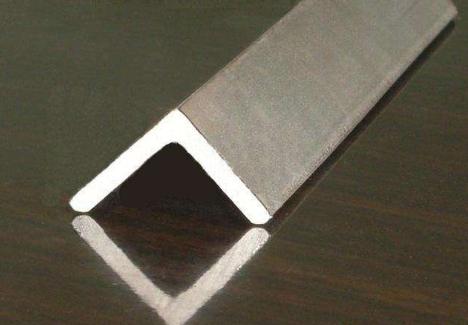 工程中常用的建筑材料角钢的主要用途是什么呢？你了解过吗？
