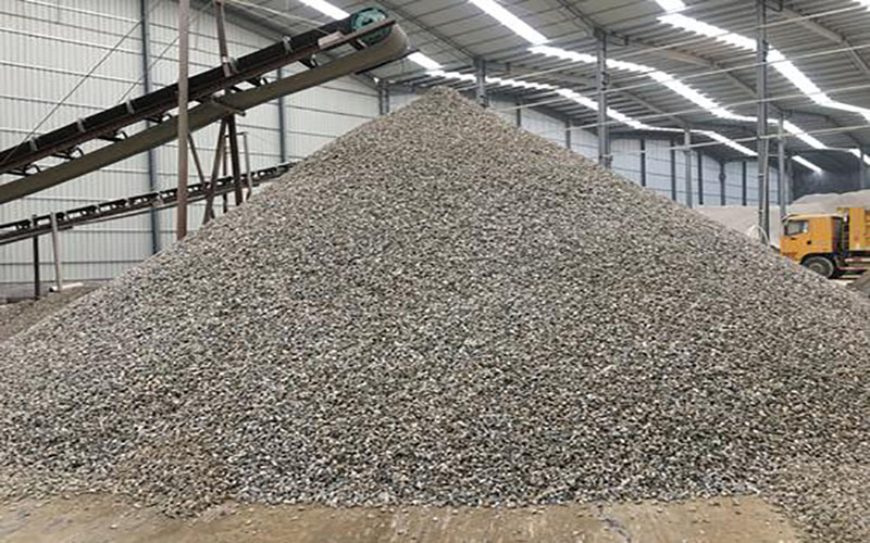 而西安二灰碎石基层所用材料来源广泛,可就地取材,且施工方便,强度高.